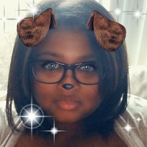 Meet your Posher, Robyn